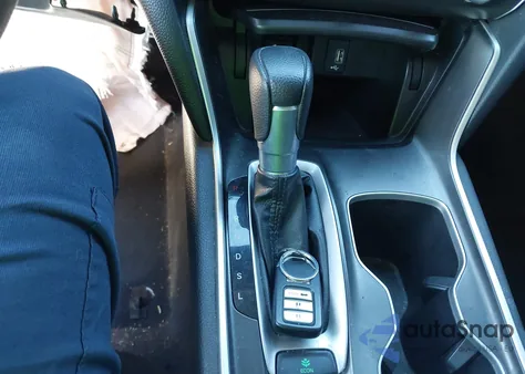 2020 Honda Accord Lx z USA, uszkodzony, nr VIN 1HGCV1F18LA100111